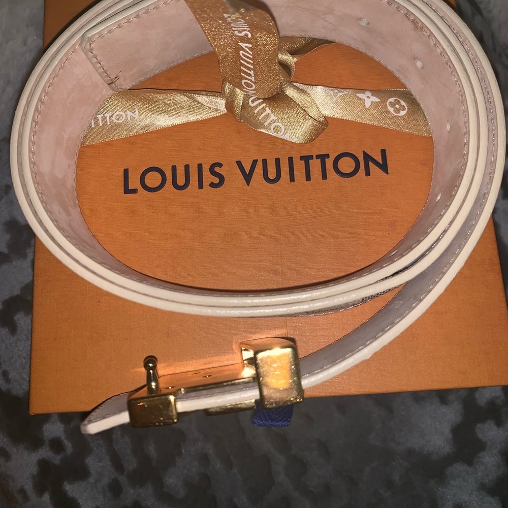 Louis Vuitton belt